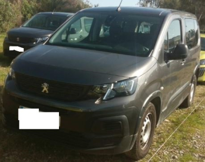 Peugeot Rifter Standard  BlueHDi 100CV BVM6 5pl Active Pack
